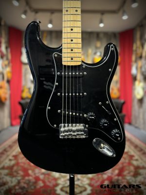 1983/84 Squier SQ Stratocaster MN Black MIJ